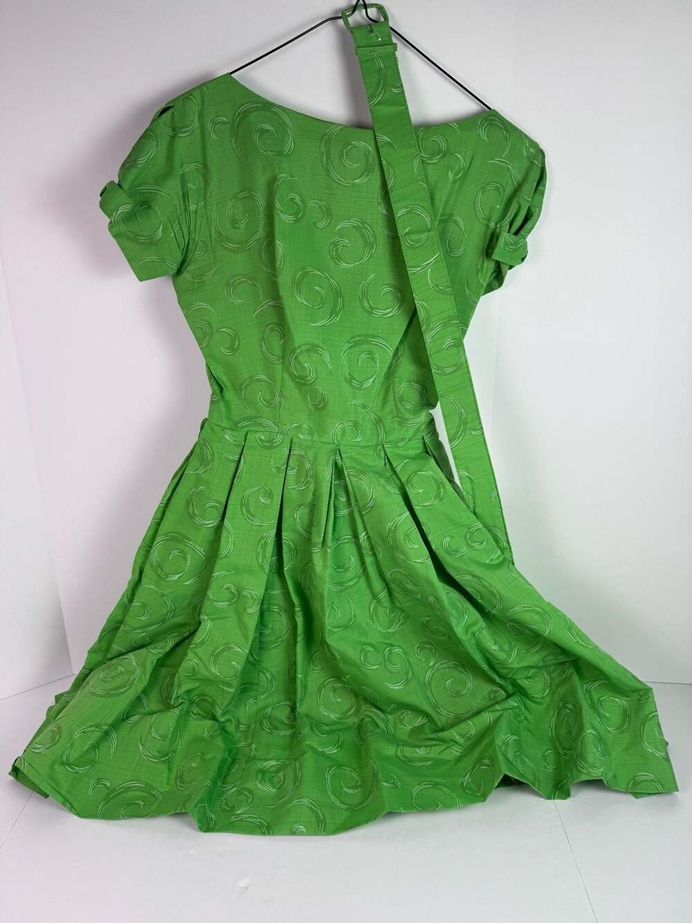 Vintage Mode O' Day Green Swirl Print Pleated Fit & Flare Dress w/ Belt Size 10